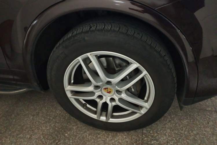 Used Porsche Cayenne 2016 Cayenne Platinum Edition 3.0T