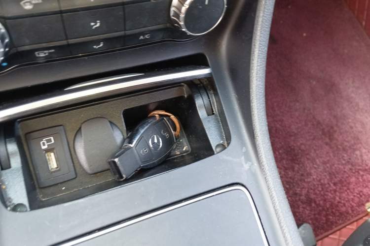 Used Mercedes-Benz GLA 2019 GLA 200 Fashion Model Vehicle Key