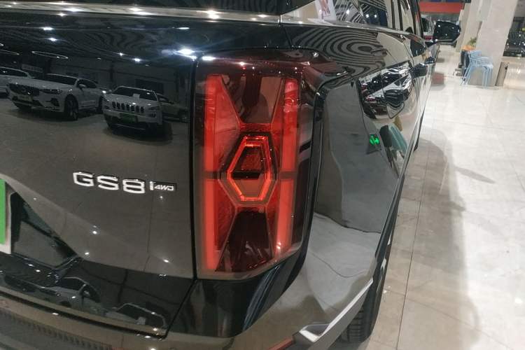 Used GAC Trumpchi GS8 2024 Linghang Series 2.0 TGDI Four-Wheel Drive Luxury Smart Connectivity Version Exterior 6