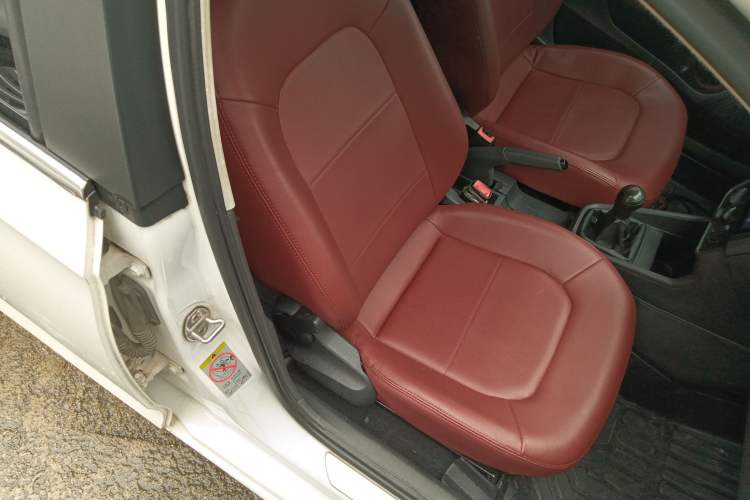 Used Volkswagen Santana 2016 1.6L Manual Fashion Edition