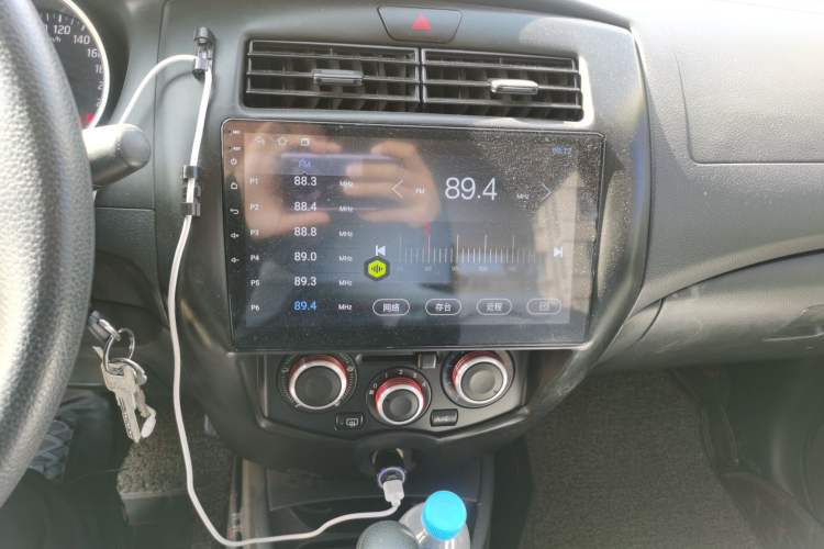 Used Nissan Livina 2015 1.6XE CVT Comfort Edition Audio And AC Panel