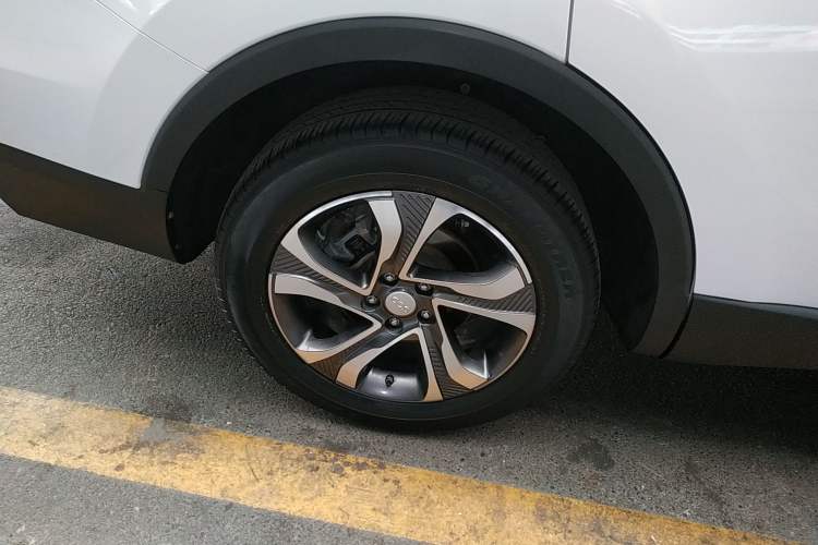 Used Oshan COS1 2018 1.5T Automatic Smart 7-Seater