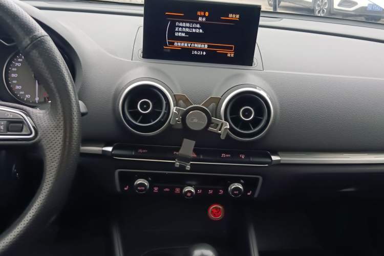 Used Audi A3 2016 Limousine 35 TFSI Prestige Edition