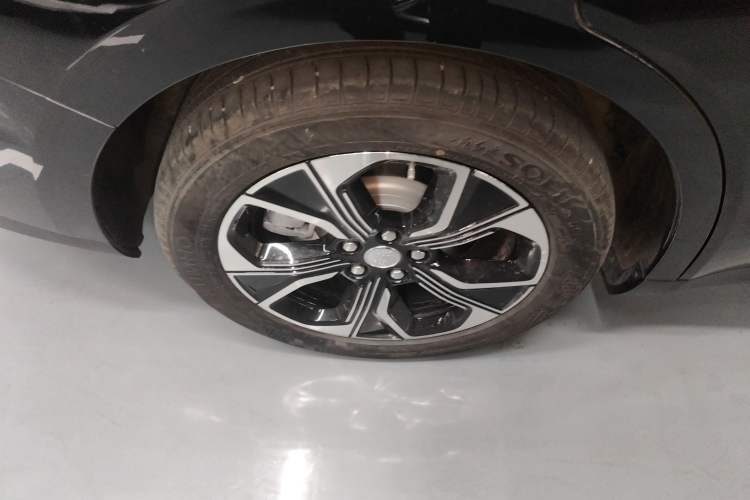 Used Hongqi E-QM5 2023 Revised Version Basic Travel Edition
