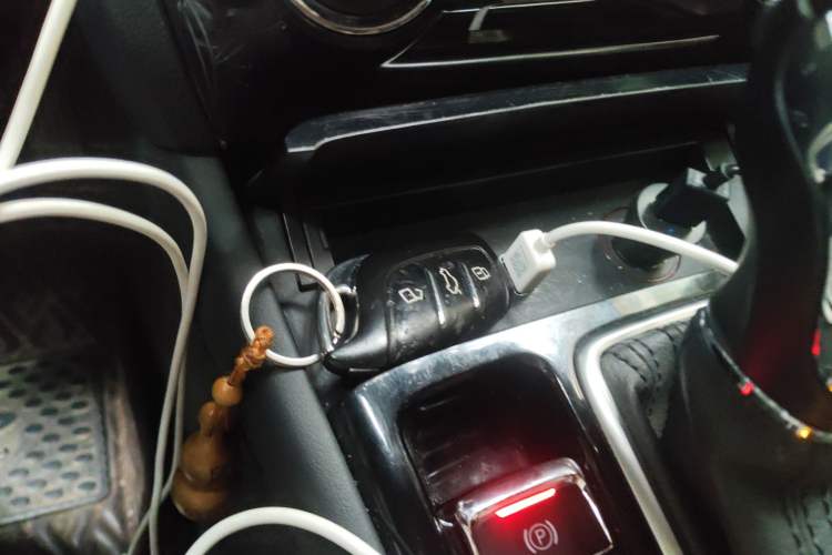 Used Roewe RX3 2020 1.6L CVT 4G Connected Ultra-Fun Elite Edition