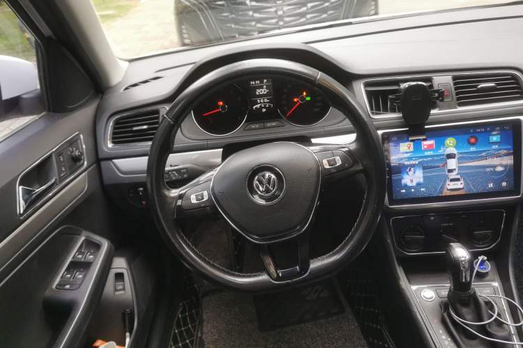 Used Volkswagen Lavida 2017 1.6L Automatic Comfort Edition