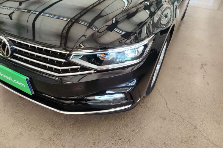 Used Volkswagen Magotan 2023 2 Million Units Limited-Edition 280TSI DSG Comfort Version