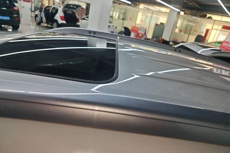 Used Mitsubishi ASX 2018 2.0L CVT Two-Wheel Drive Deluxe Edition
