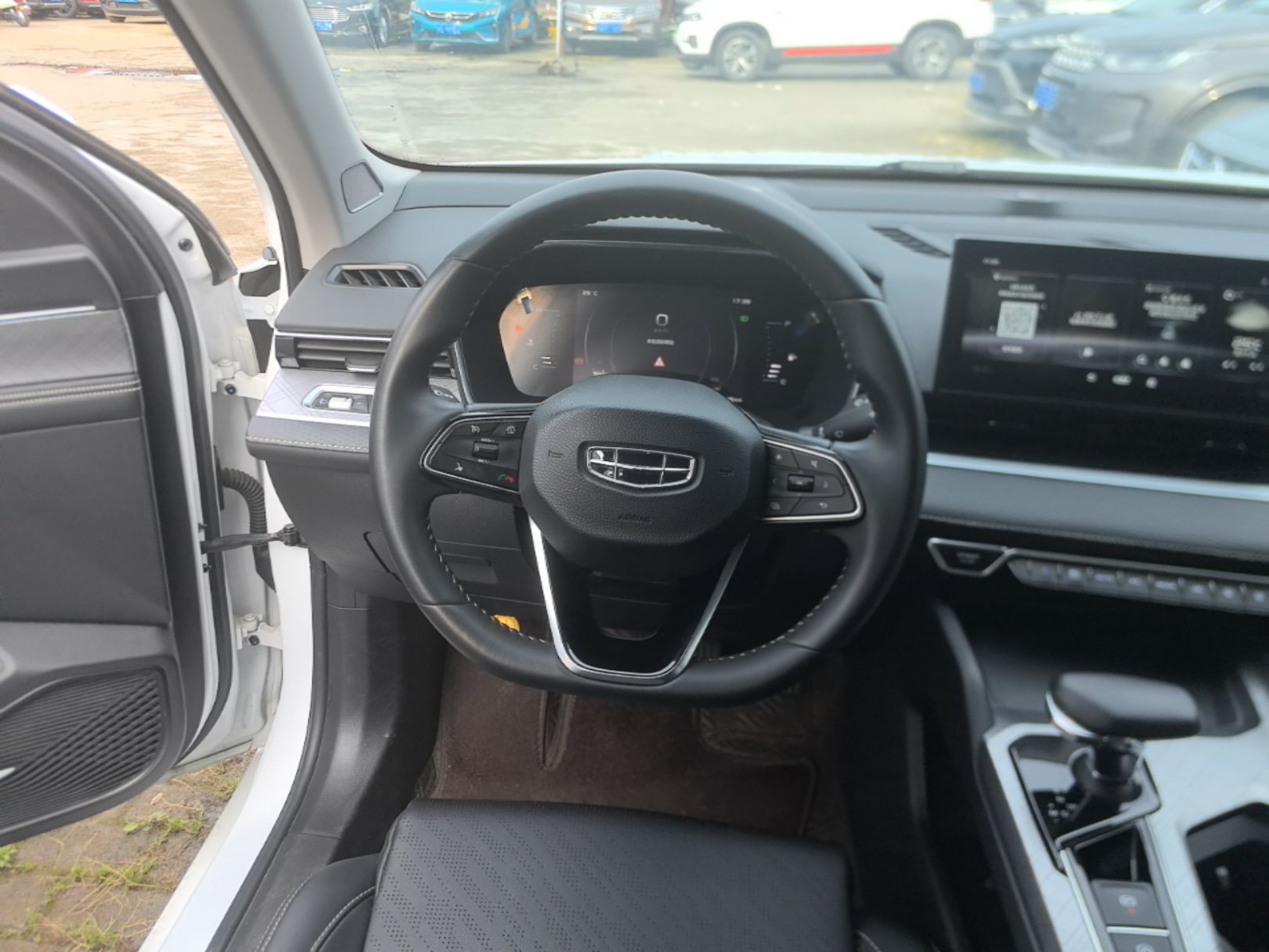 Geely Auto Preface 2021 2.0TD Elite Edition — снимка 13