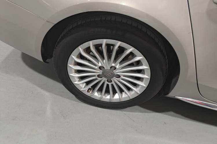 Used Audi A4L 2016 35 TFSI Automatic Comfort Model Exterior 5