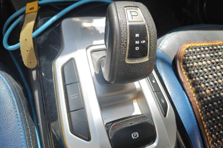 Used Geely Auto Emgrand New Energy 2016 EV Elite Model Gear Lever