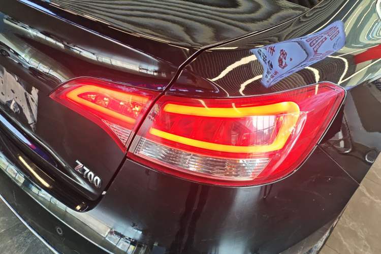 Used Zotye Z700 2016 1.8T Manual Luxury Model