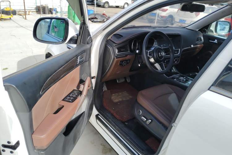 Used Zotye T600 2016 Sport Edition 2.0T DCT Luxury Model
