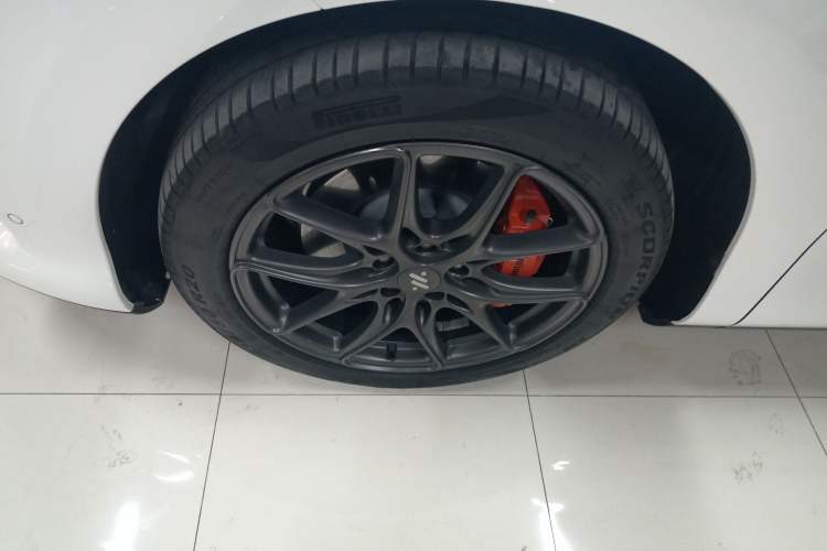 Used IM LS6 2023 Max Long-Range Version
