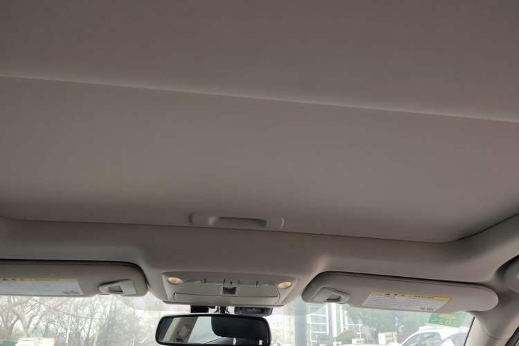 Used Infiniti Q50L 2016 2.0T Enjoyment Edition Headliner