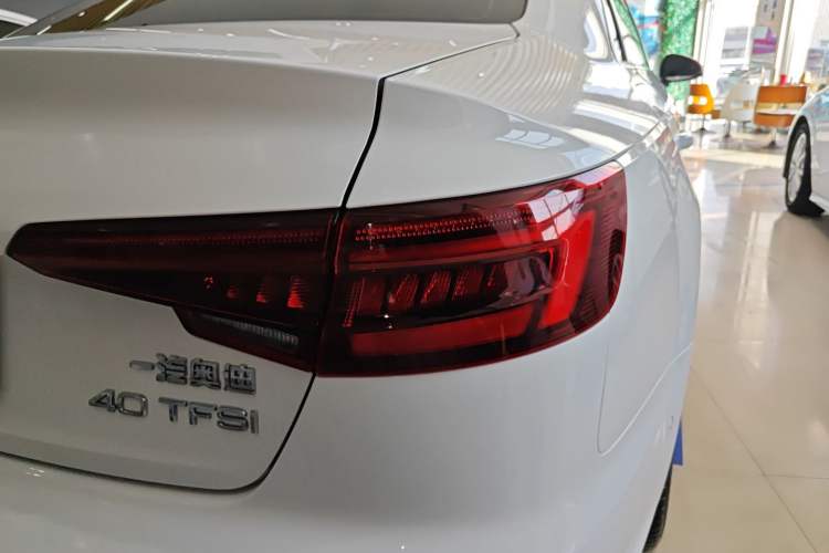 Used Audi A4L 2018 30th Anniversary Edition 40 TFSI Sport Edition