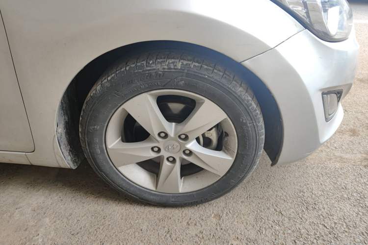 Used Hyundai Elantra (5th Generation / Langdong) 2013 1.6L Automatic Luxury Model