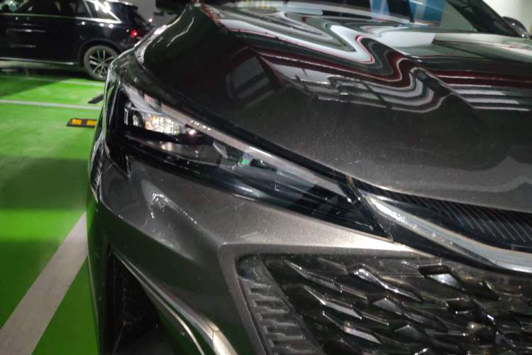 Used CHANGAN OSHAN X5 PLUS 2023 Revised 1.5T DCT Excellence Edition Exterior 6