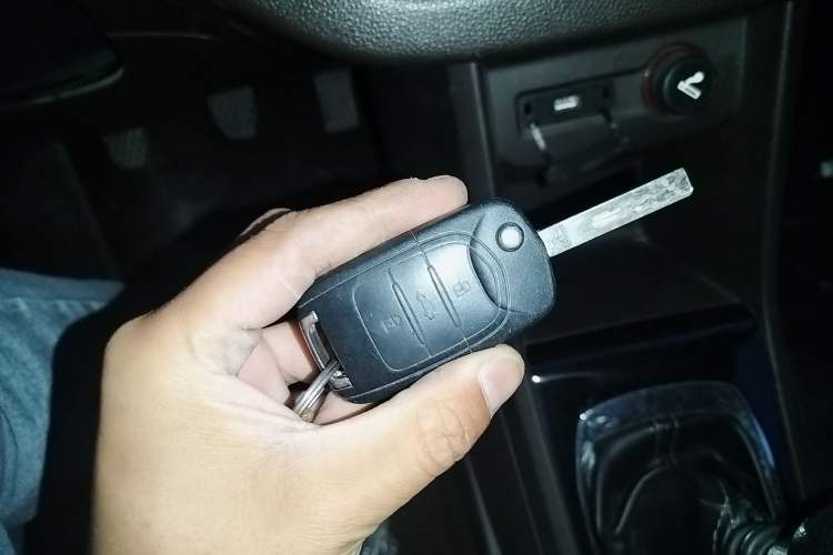 Used Baojun 310W 2017 1.5L Manual Fashion Model China V