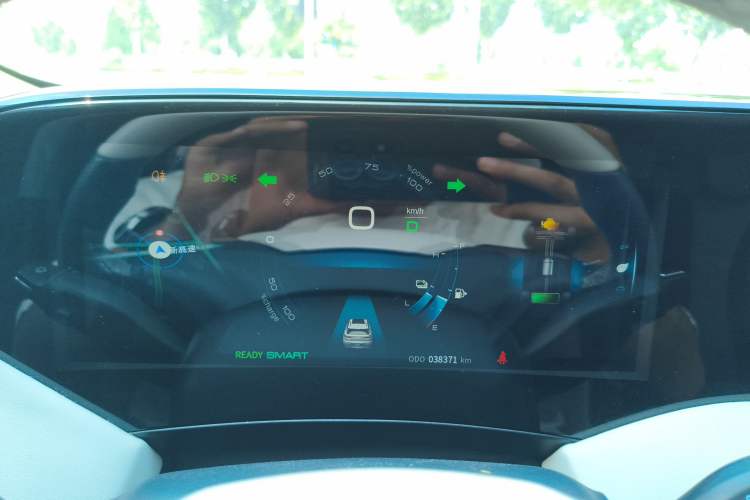 Used Dongfeng Aeolus Huge 2022 Mach Dual-Motor 1.5T MHD Dare-to-Dream Edition
