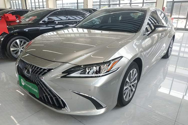 Used Lexus ES 2023 200 Excellence Edition