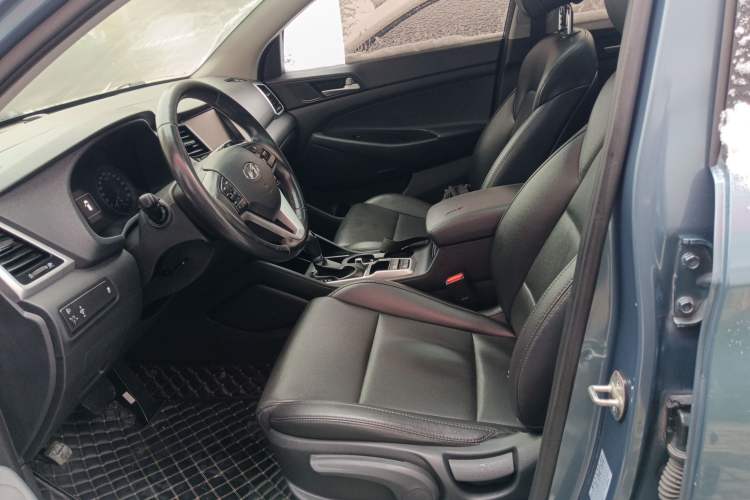 Used Hyundai Tucson 2015 1.6T Dual-Clutch Two-Wheel-Drive Smart Model
