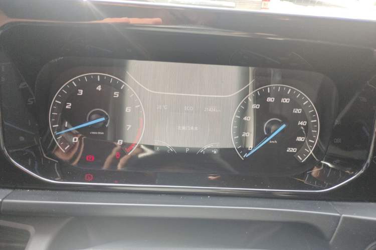 Used Ford Transit 2023 2.0T Gasoline Automatic Multi-Function Commercial Vehicle Short Wheelbase Low Roof 5/6 Seats
