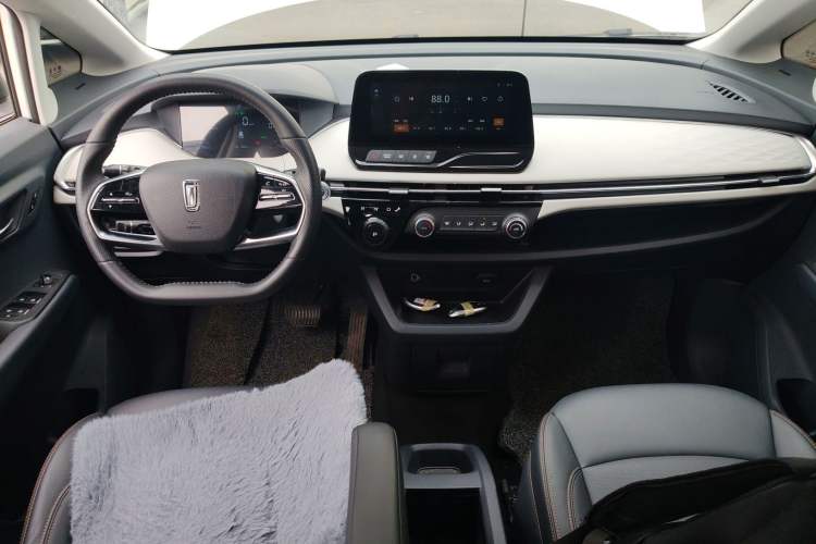 Used Bestune NAT 2023 PRO Comfort Travel Edition 419km