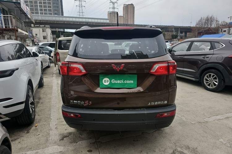 Used Wuling Hongguang S3 2019 1.5L Manual Standard Version China VI Standard
