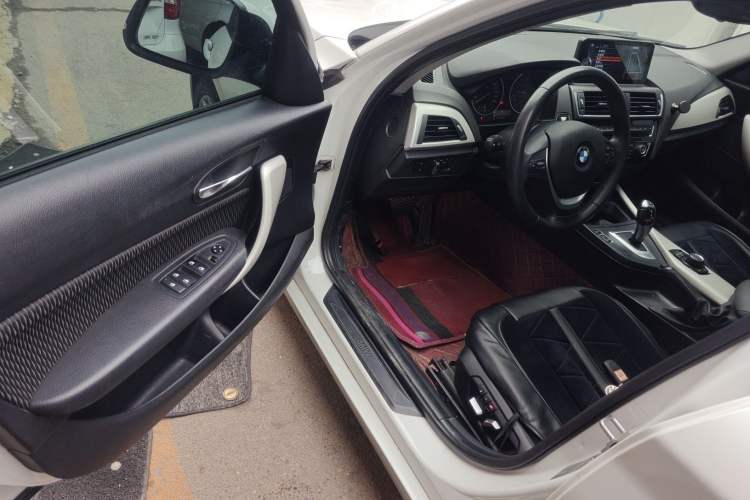 Used BMW 1 Series 2016 120i Leading Model