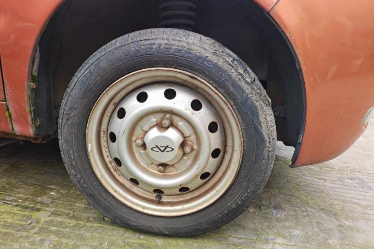 Used Chery QQ3 2011 0.8L Manual Champion Edition Right Front Wheel Hub