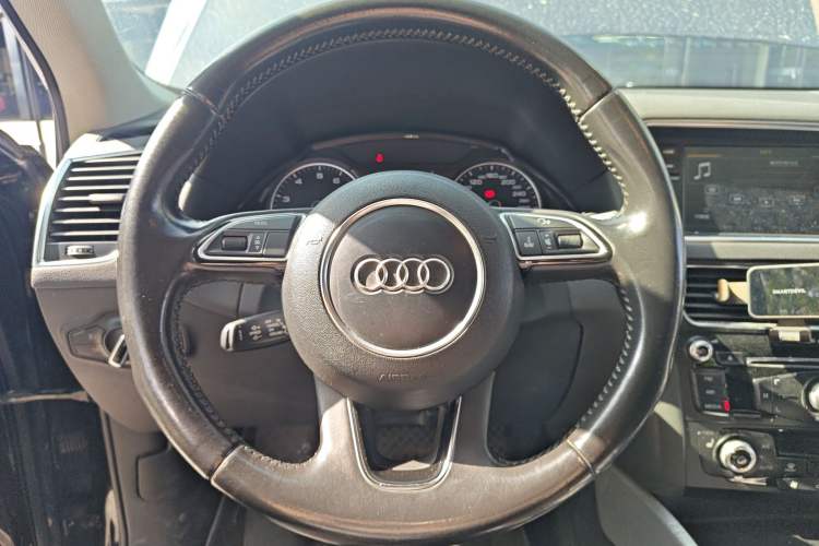 Used Audi Q5 2015 40 TFSI Technology Edition
