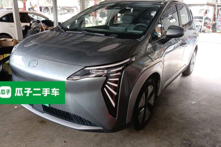 Used AION Y 2023 Younger