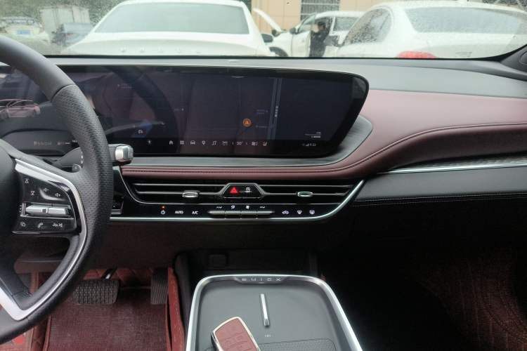 Used Buick LaCrosse 2026 Model 28T Platinum Edition
