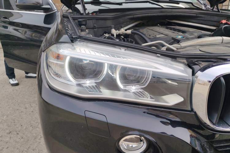 Used BMW X5 2014 xDrive35i Leading Model