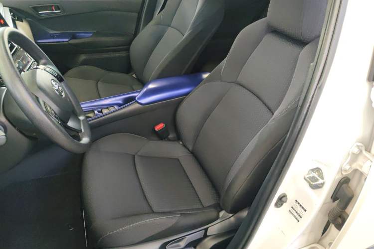 Used Toyota IZOA 2021 Dual-Motor 2.0L Yixiang Edition