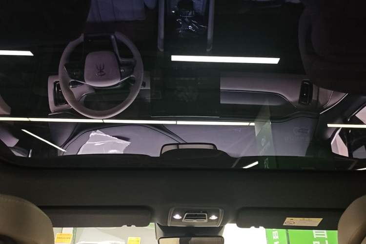 Used BYD Song L EV 2024 550 km Excellence Version
