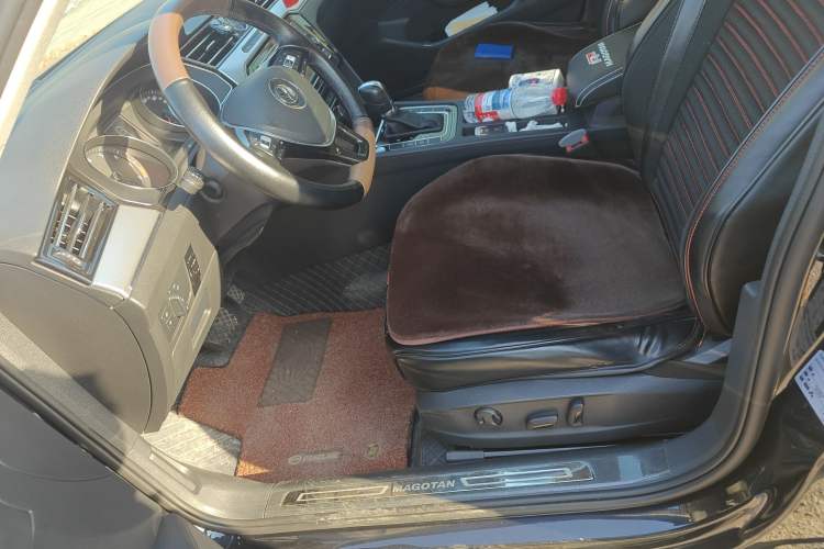 Used Volkswagen Magotan 2018 330TSI DSG Advanced Model Left Front Seat