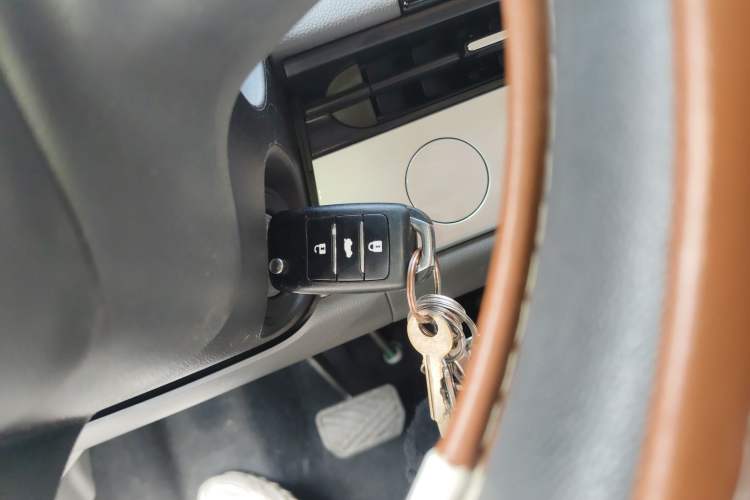 Used CHANGAN NEVO Lumin 2022 155 km – Refreshingly Sweet Edition
