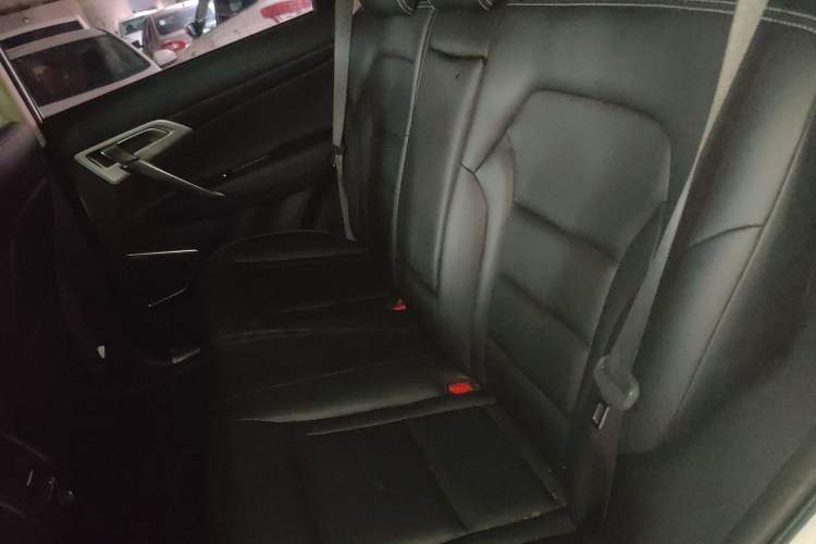 Used Geely Auto Emgrand X7 Sport 2016 1.8TD Automatic Smart Model Left Rear Seat