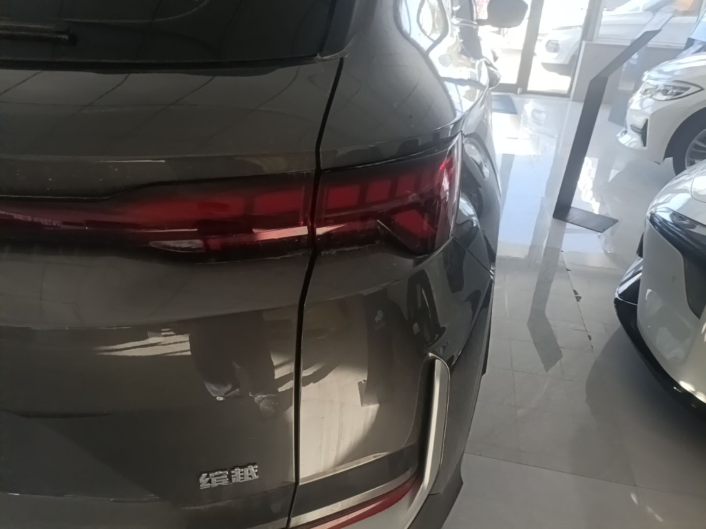 Geely Auto Coolray 2025 Bin Yue L 1.5T DCT Starlight Edition — снимка 9
