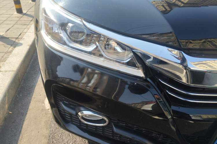 Used Honda Accord 2016 2.0L Comfort Edition
