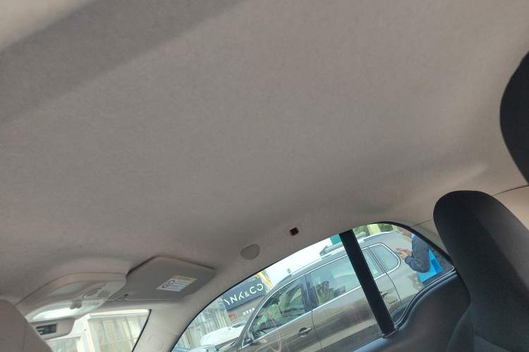 Used smart fortwo 2015 1.0L 52 kW hardtop Dynamic version
