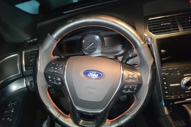 Used Ford Explorer 2016 2.3T Elite Edition
