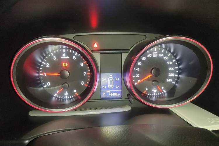 Used Haval H6 2015 Sport Edition 1.5T Automatic Two-Wheel Drive Luxury Model Instrument Cluster