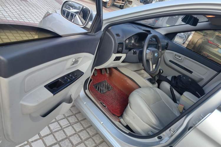 Used BAIC Changhe M50S 2015 1.4L Restyled Business Class (Leaf Spring) K14B
