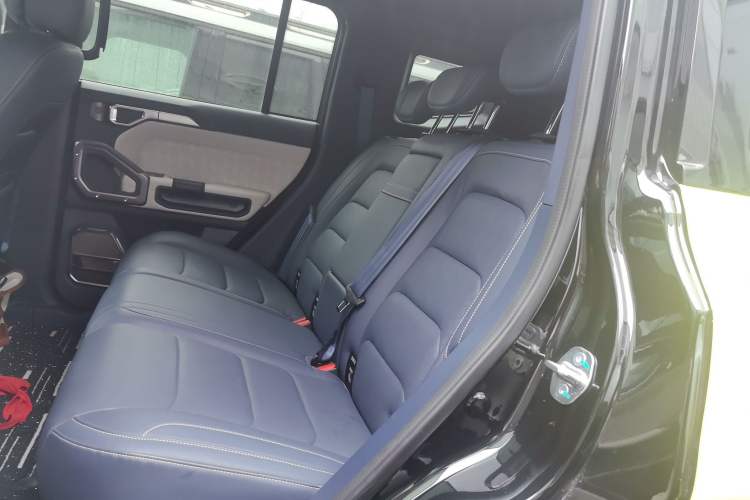 Used JETOUR Shanhai Traveler C-DM 2024 C-DM 208KM Mountain & Wilderness Edition
