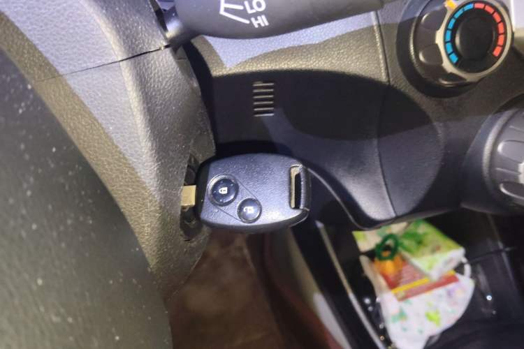 Used Honda Fit 2011 1.3L manual Comfort version Vehicle Key