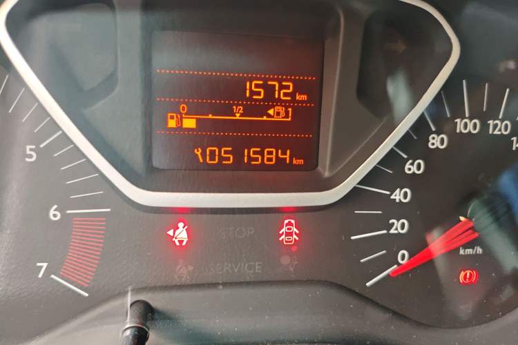 Used Citroen Elysee 2014 1.6L Manual Comfort Model Odometer Close Up