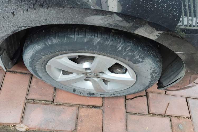 Used Volkswagen Lavida 2015 1.6L Manual Fashion Edition
